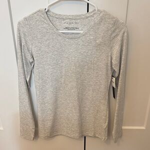 Tahari Light Gray Long Sleeve Tee